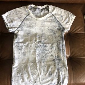 Tie dye lulu lemon tee